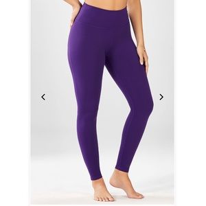 Fabletics High-Waisted Solid Powerhold Legging